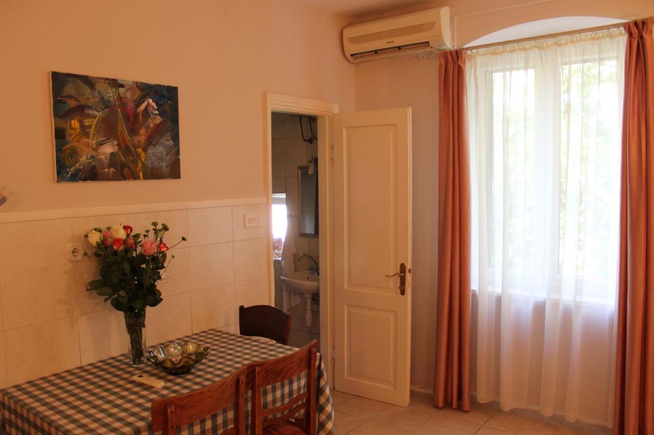 Adagio Theatre Apartment Split Bagian luar foto