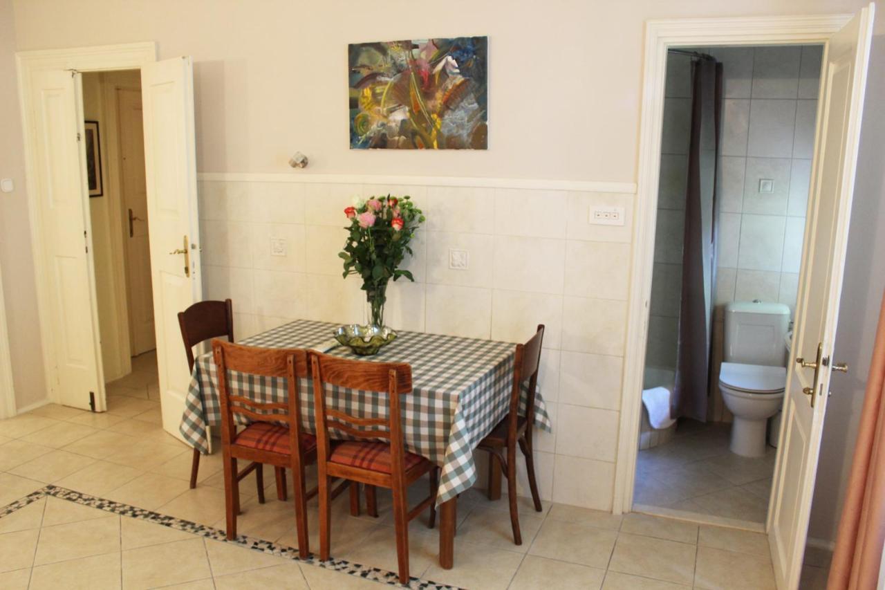 Adagio Theatre Apartment Split Bagian luar foto