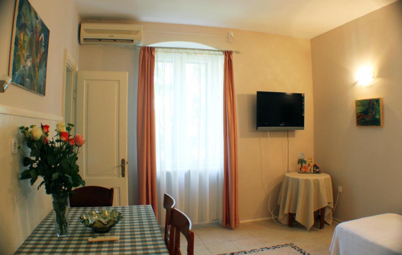 Adagio Theatre Apartment Split Bagian luar foto
