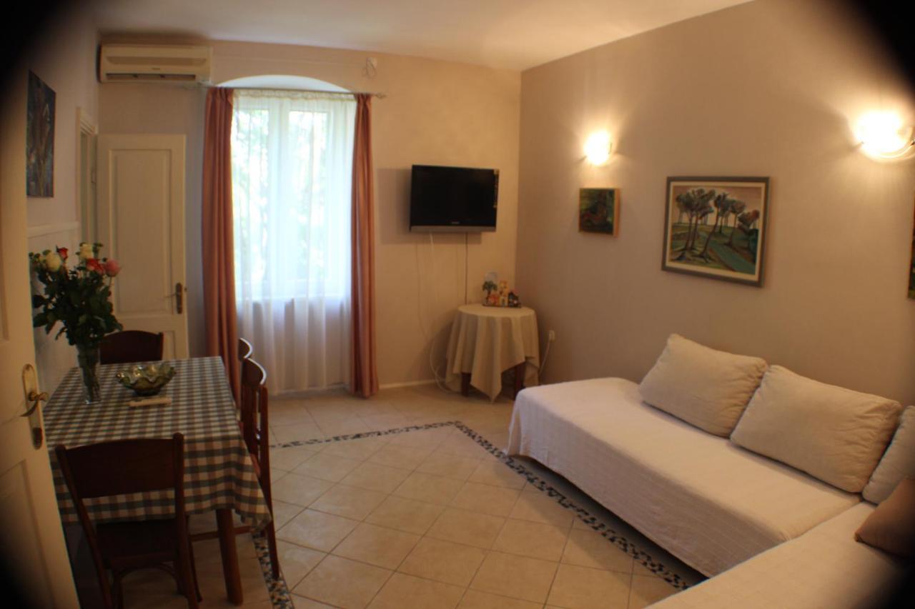 Adagio Theatre Apartment Split Bagian luar foto