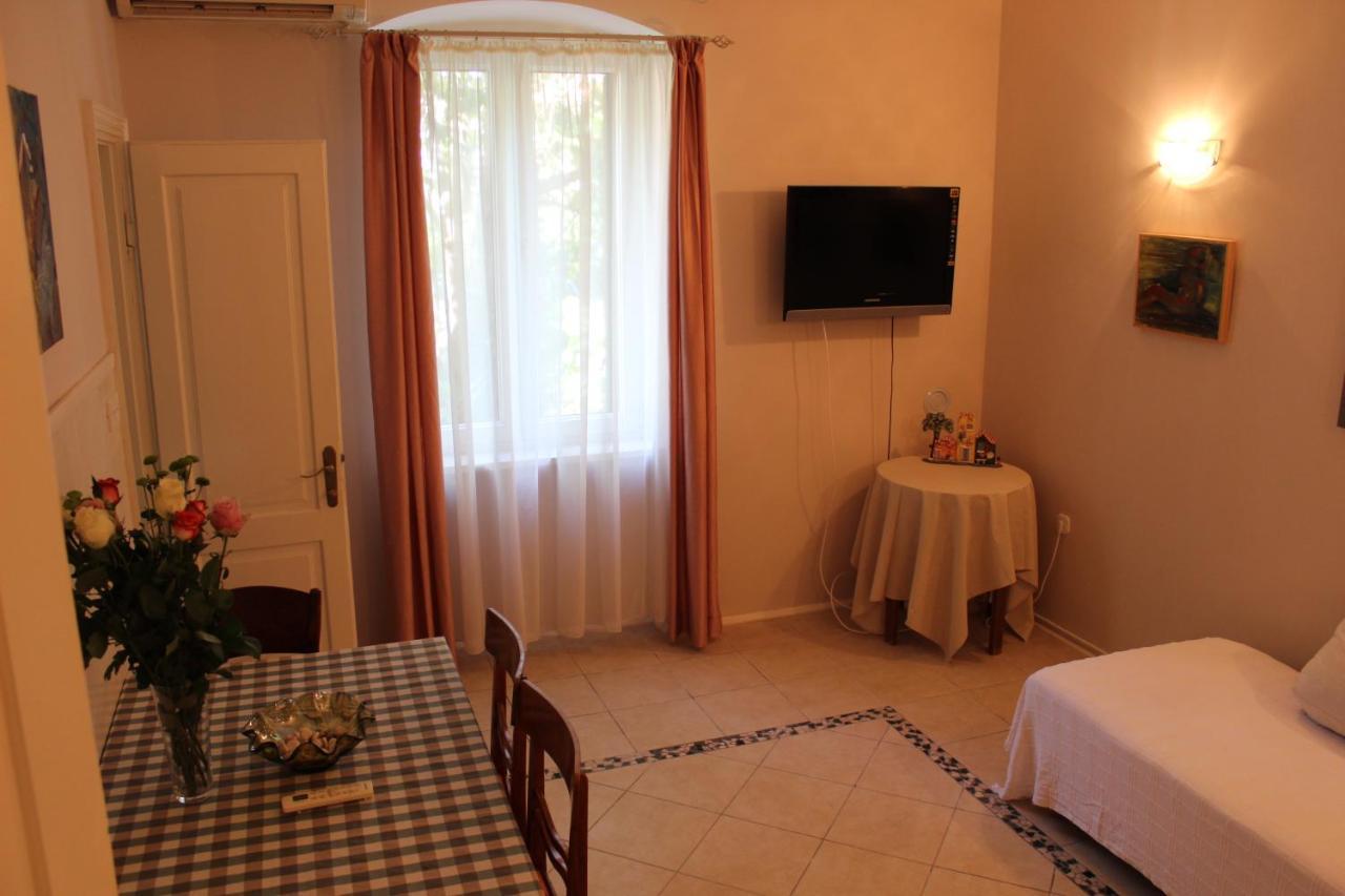 Adagio Theatre Apartment Split Bagian luar foto